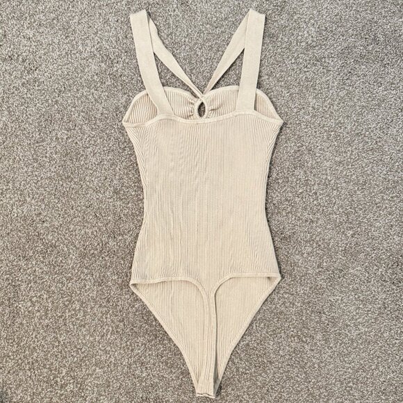 Abercrombie Ribbed Knit Strappy Sweater Thong Bodysuit Top Tan Beige Size Large - Picture 7 of 7